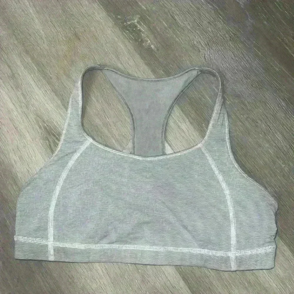 Lululemon Take 2 Bra
Wee Stripe Heathered Slate gray / Heathered Slate size 10 - Picture 9 of 14